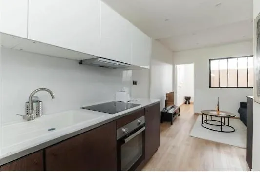 Batignolles Truffaut Charming Apartment 4P-1Br Parijs